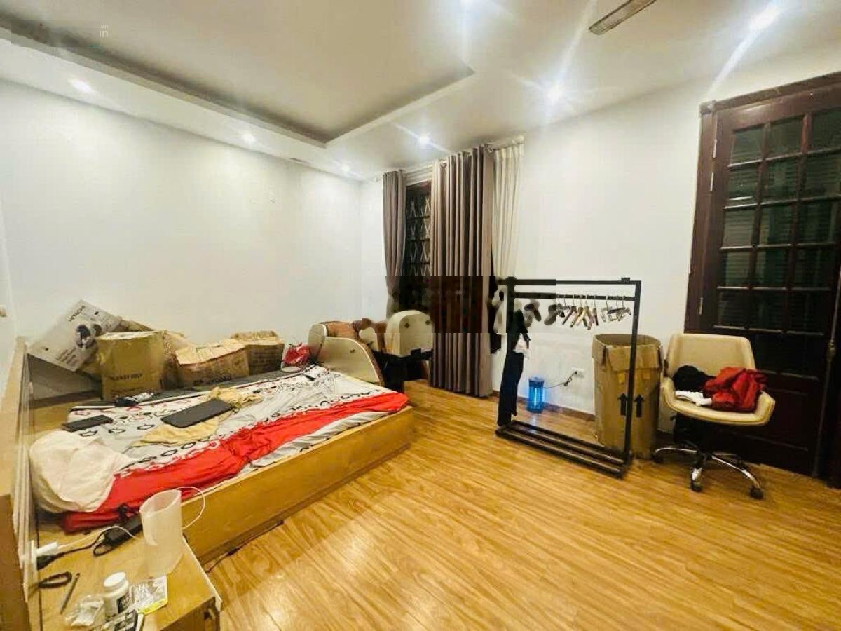 Hàng hiếm trung tâm Ba Đình, oto tránh, kinh doanh, 108m2, 5 tầng, 7m mặt tiền, giá 41,8 tỷ