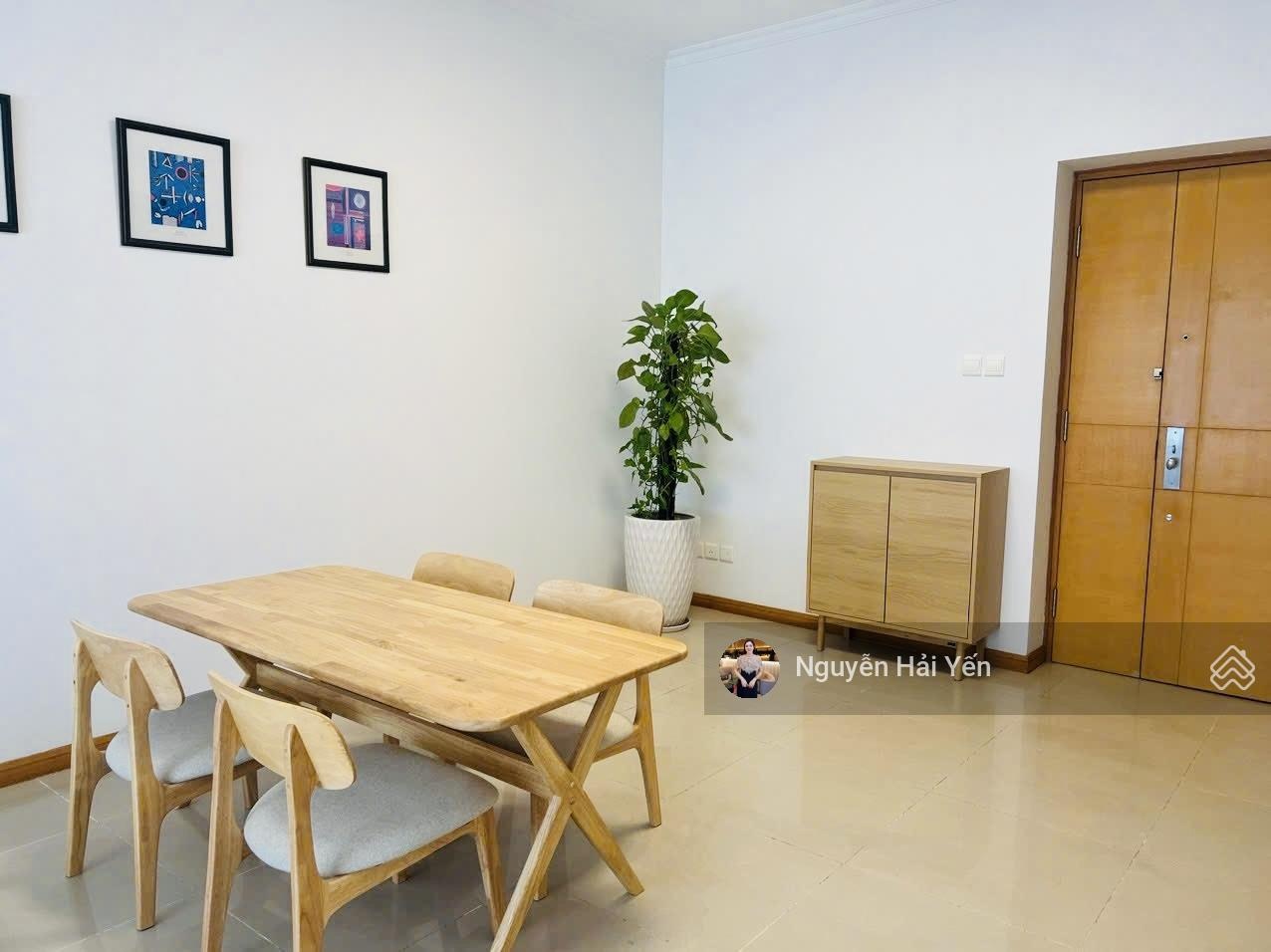 Bán căn hộ 2 Phòng ngủ Saigon Pearl - 90m2, view Biệt thự + sông, Nhà có nội thất đầy đủ, sãn HĐT