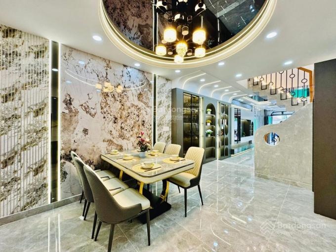 Bán nhà đang cho thuê 28triệu/tháng đường Trần Quang Khải - Q1. Giá 4tỷ750/88m2 gần chợ Tân Định