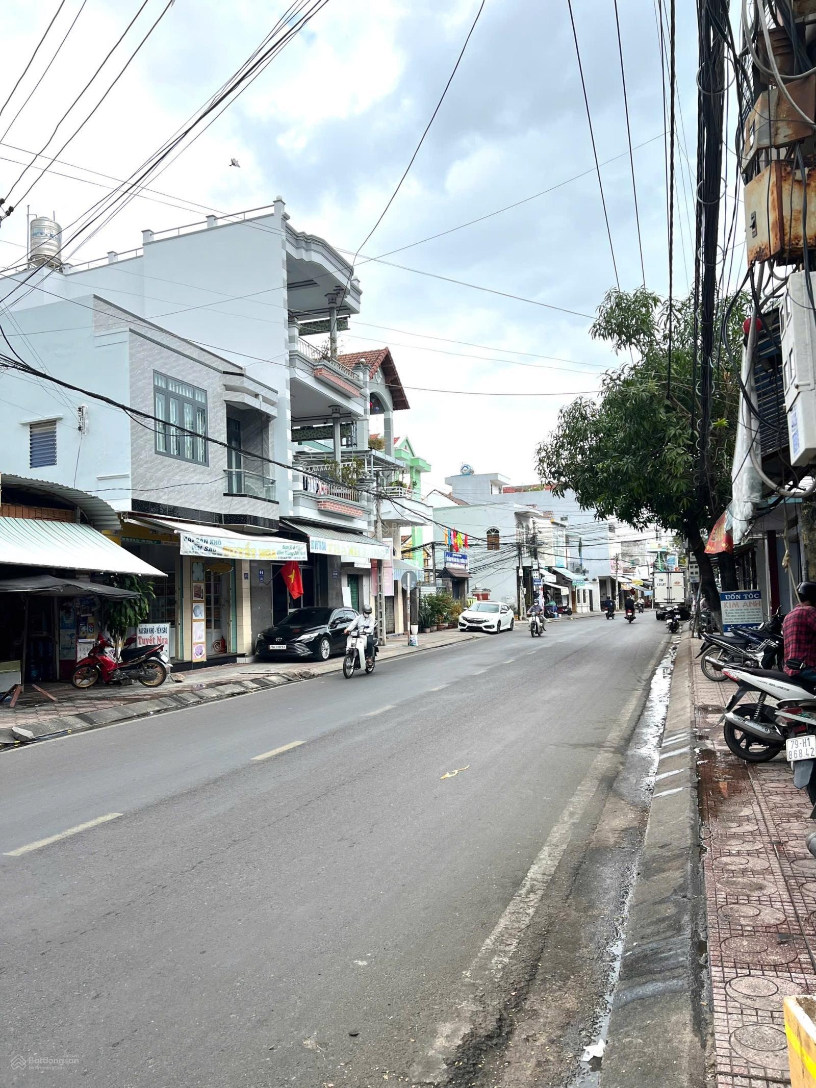 Gấp bán mặt tiền võ thị sáu - ngang 7,72 mét - khu kinh doanh sầm uất