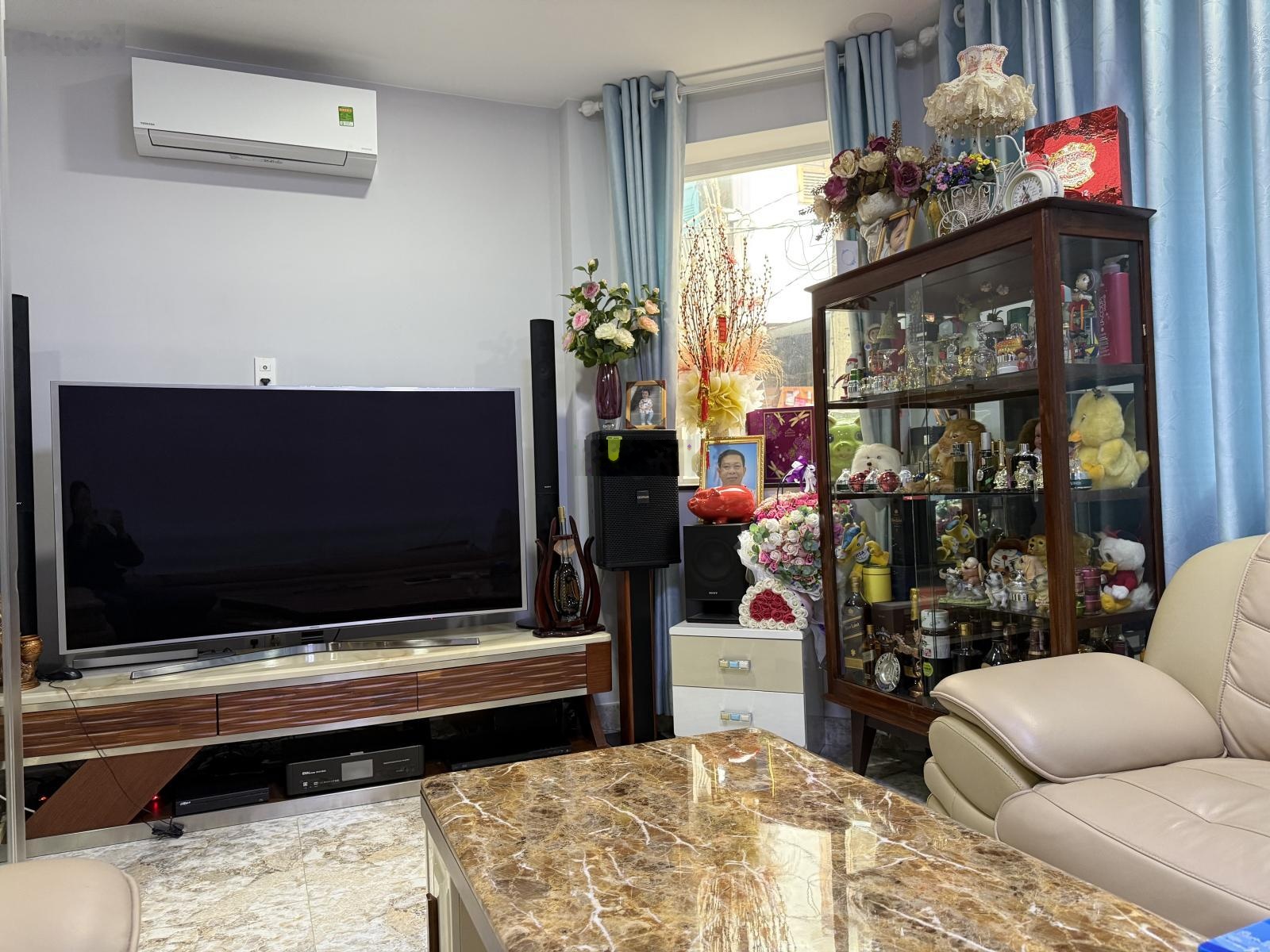 Quận 10 đường 3 tháng 2 | bà hạt nhà 5 tầng btct, vị trí trung tâm, nhà đẹp ở liền. giá chỉ 8,7 tỷ