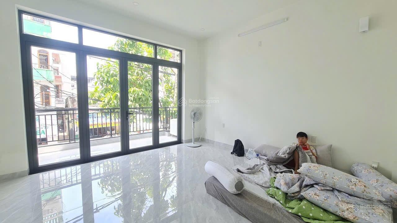Nhà 3 Tầng Mặt Tiền Cửu Long, Phước Hoà, Nha Trang 12ty5