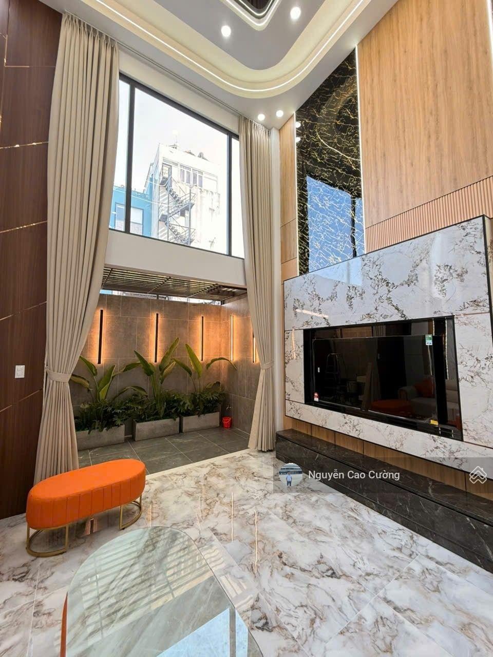 Bán nhà 4,2x17m nở hậu 4,5m 1lững 3 lầu đường 6m Tô ký sát Trường QS QK7, đại học GTVT Q12