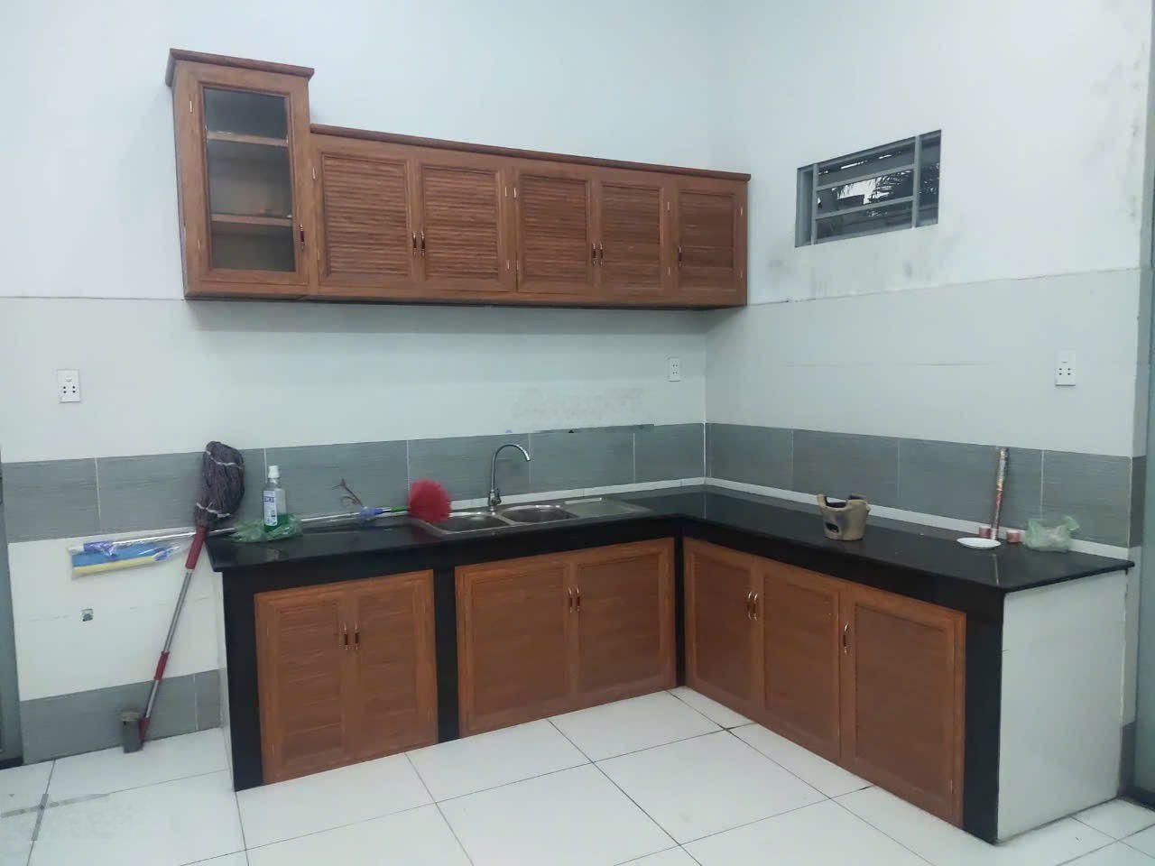 Bán nhà 1 sẹc đặng thúc vịnh ô tô 7 chỗ ngủ trong nhà giá chỉ 4,8 tỷ diện tích 112m