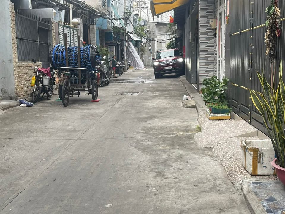 Bán nhà 3 tầng hẻm xe hơi thông Khuông Việt, Tân Phú, 72m2, giá 8.3 tỷ