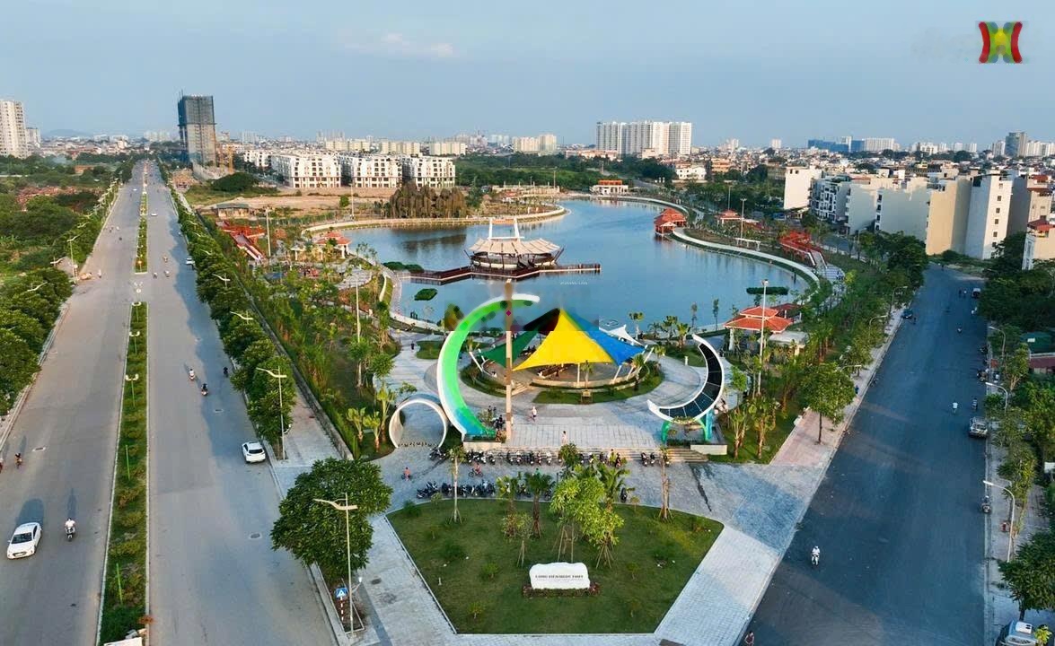 Chính chủ gia đình cần bán mảnh đất 75m2 lô góc khu tái định cư Ngọc Thụy, cách công viên 20 m