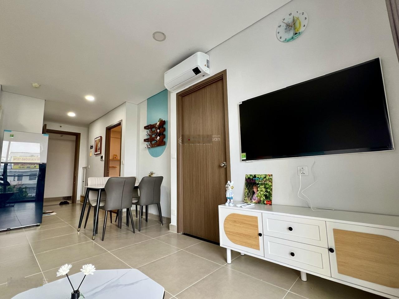 Rẻ nhất River Panorama - 2PN, 2WC Hướng Q1- Full nội thất mới 100%- Sổ hồng hỗ trợ vay- Giá 4,75 Tỷ