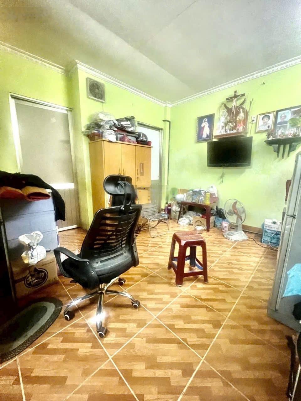 Mặt tiền kinh doanh đường Hà Đặc, Quận 12 - Ngang 4.5m dài 9m, chỉ nhỉnh 4 tỷ