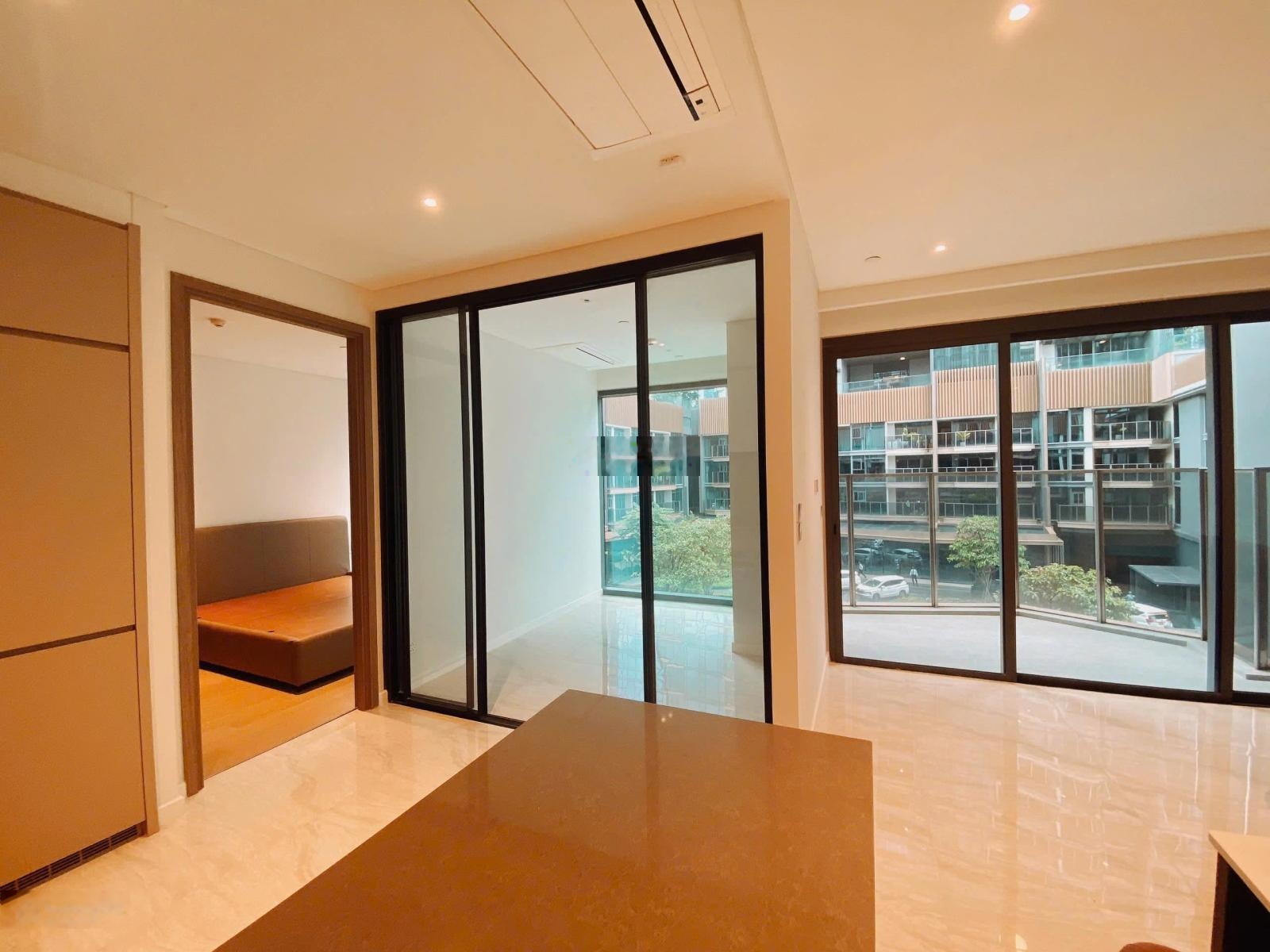 The Opera - Metropole: Bán căn hộ 1PN+1 - Full nội thất - 70m2 - View nội khu thoáng