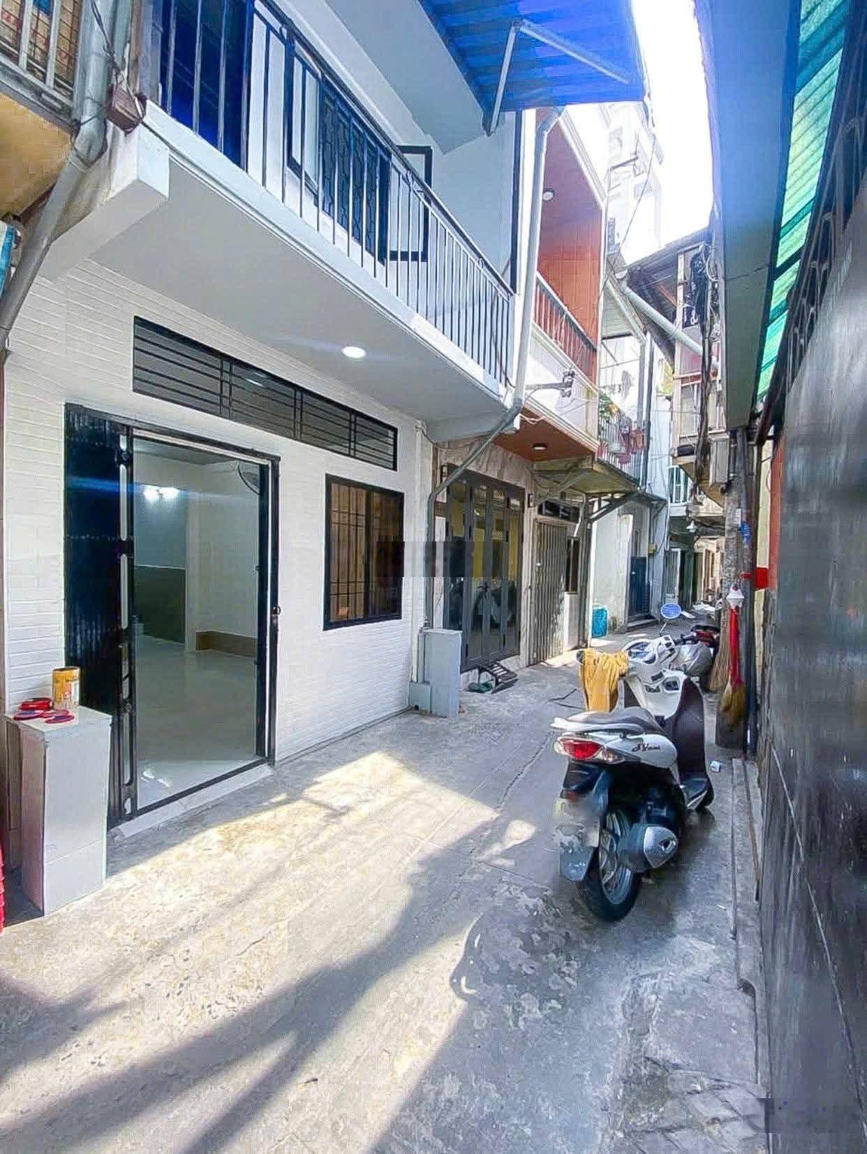 Nhà 1/ hẻm 71 đường Trần Phú. DT 3.5m x 7m đúc 3 tầng