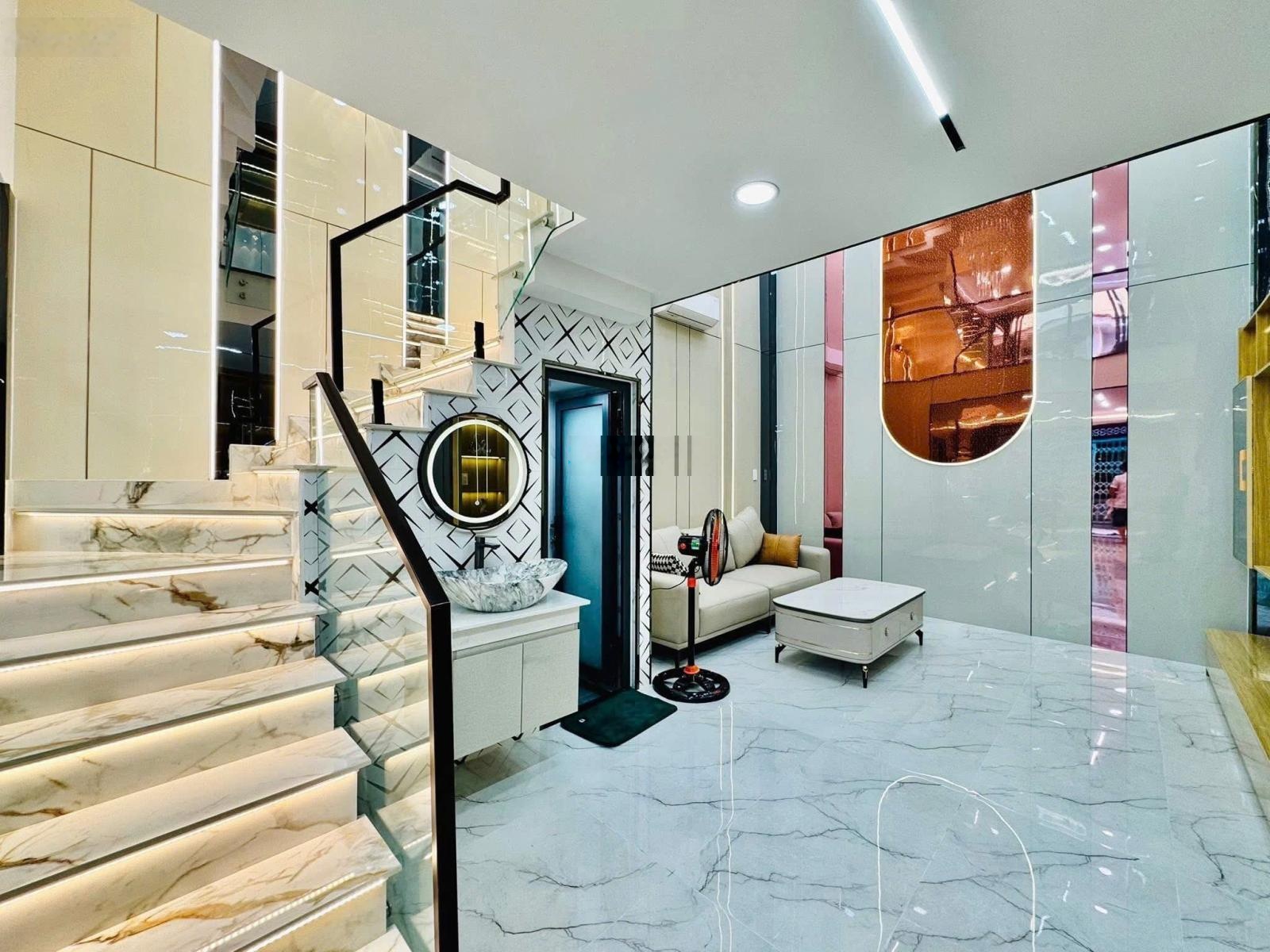 Bán Gấp Nhà Đẹp, Đ.Kỳ Đồng, P11, Q3, DT 77m2, Giá 4 tỷ 390tr, Sổ Hồng Riêng Chính Chủ