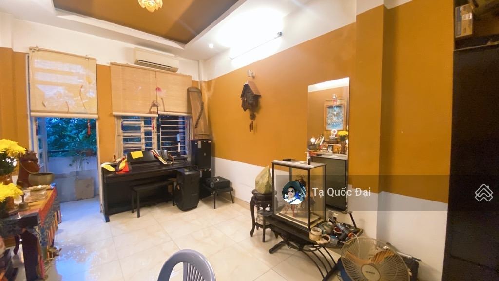 Phú nhuận - mặt tiền trường sa - khúc 2 chiều đẹp nhất - có vỉa hè 4m - 43m2 - 4 tầng - 15.6 tỷ