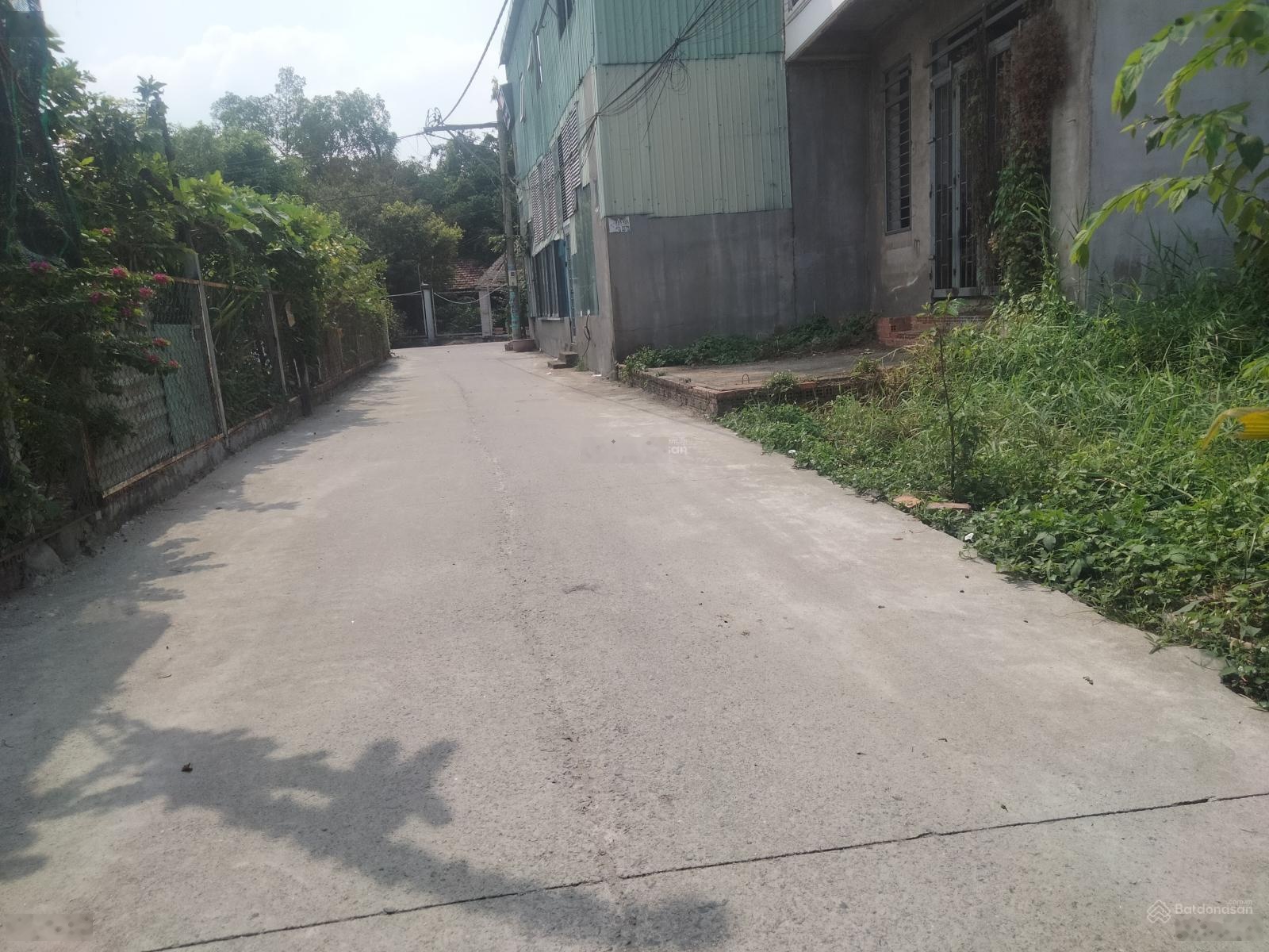 Bán đất thổ cư 9x16m (146m2) mặt tiền đường, qua Hoc Môn, Quận 12 chưa tới 3 phút