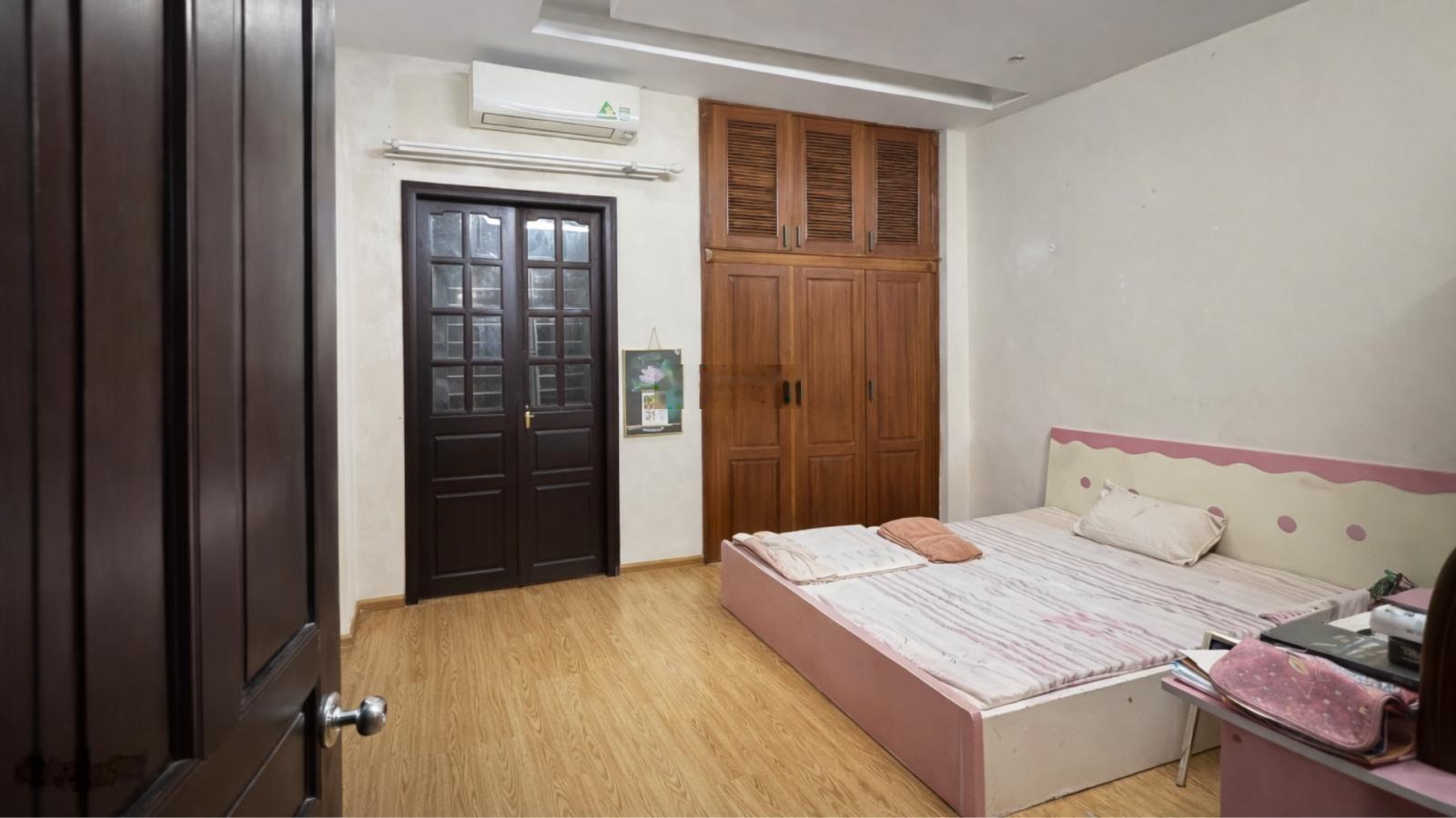 Nhà 4 tầng 60m² khu Võ Chí Công, ô tô tránh, ngõ thông kinh doanh, gần Lotte Tây Hồ, giá 18,5 tỷ