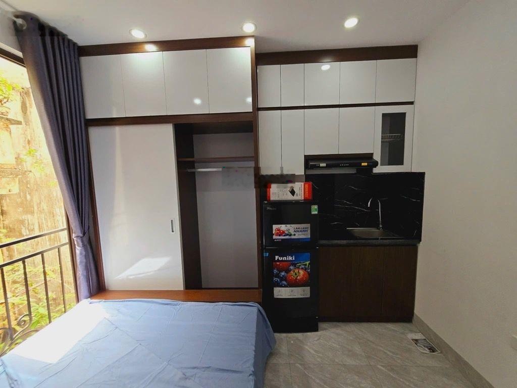 Toà nhà căn hộ dịch vụ trung tâm cát linh - hào nam - lô góc 3 thoáng - thiết kế 18 phòng khép kí