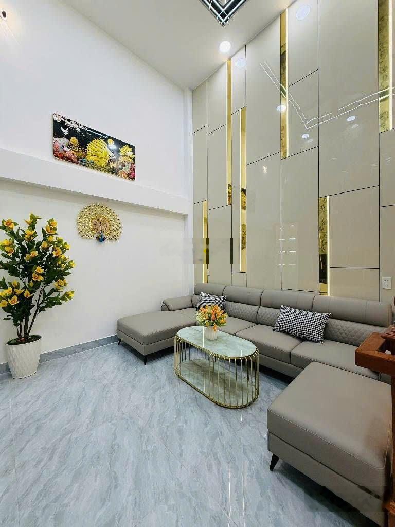 Bán nhà riêng 4PN, 6WC, 57m2, Ngang khủng 4.8m, 8,1 tỷ, gần EMart Phan Huy Ích, p 12, Q.Gò Vấp, .