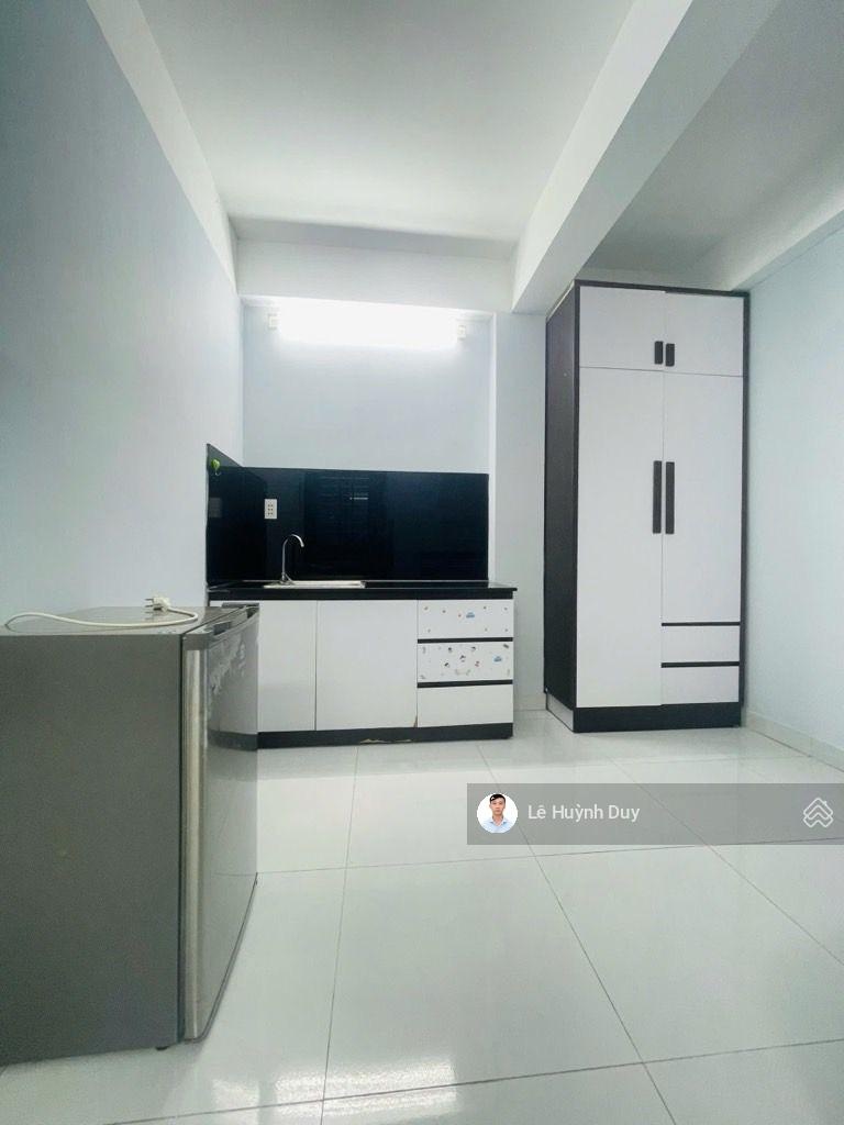 Ngay hàng Xanh - 60m2 - 5 x 12 - Hẻm xe hơi - 8,5 tỷ - 5 Tầng - 6 Chdv