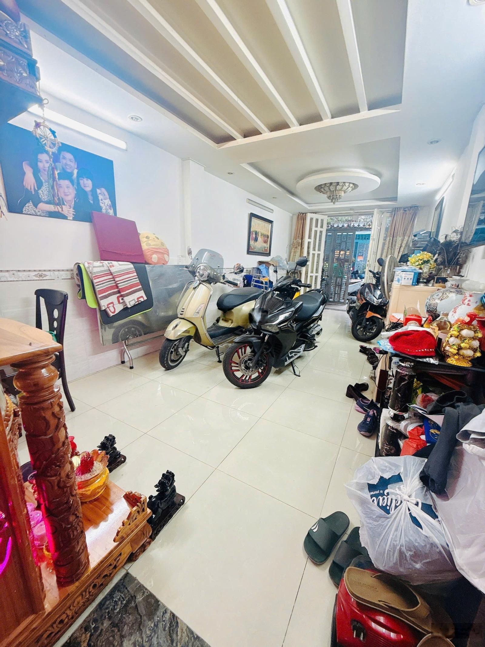 Bán nhà Cư Xá Bùi Minh Trực Diện tích 4 x 12 phường 5 quận 8