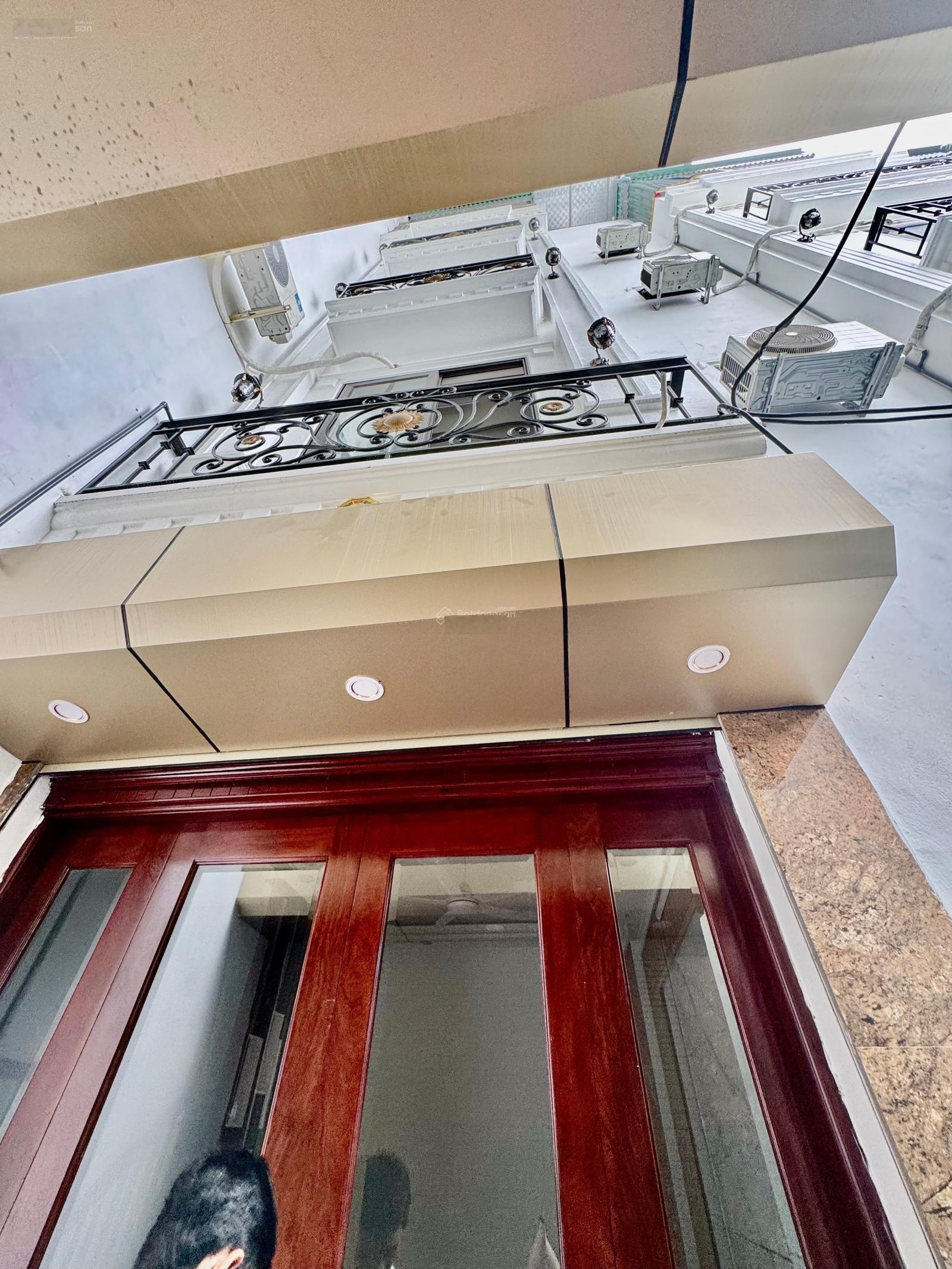 NHÀ MỚI 5 T T MÁY -36 M -M T 5 M.NGÕ THẲNG 12 M RA MẶT P LÒ ĐÚC .Xây dựng chất lượng ,thiết kế Đẹp