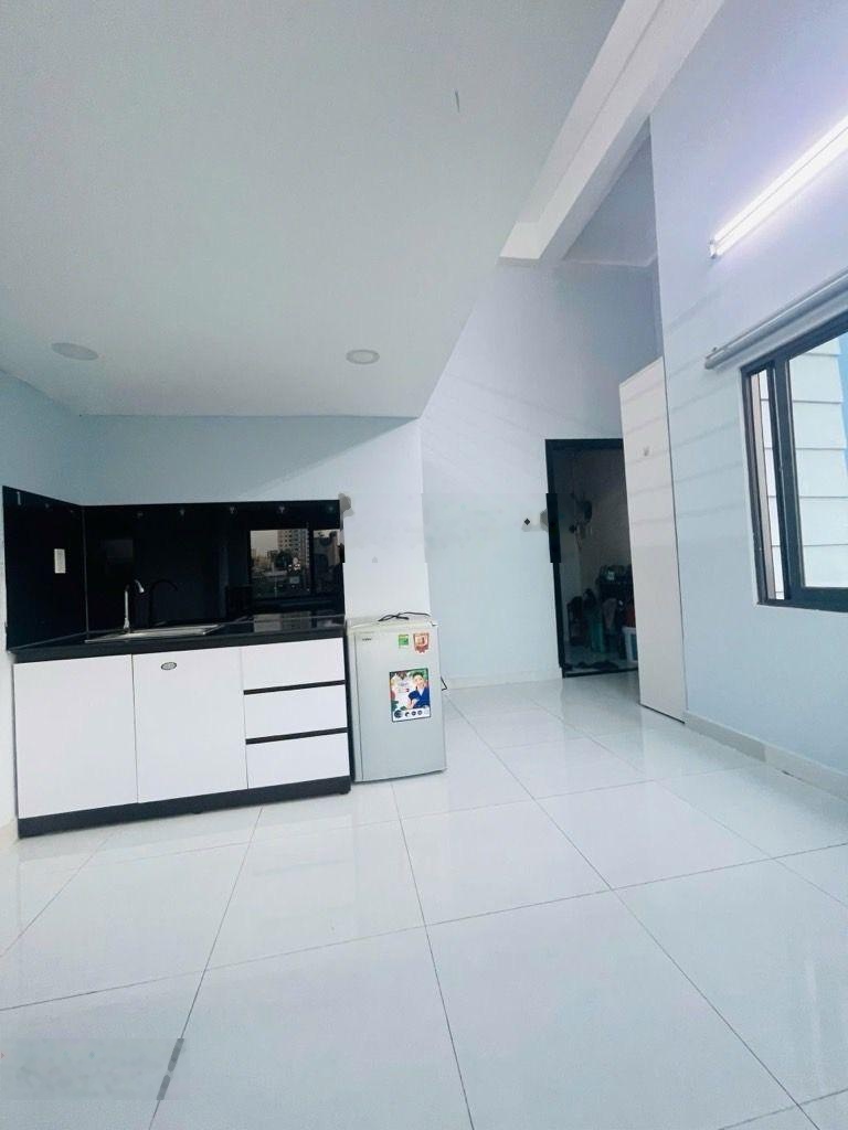 Dòng tiền cho thuê cực tốt, ngay ngã tư hàng xanh, bao quang các trường đh lớn