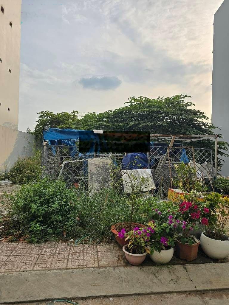 4 tỷ 190 thương lượng, đất đường nhựa, khu phân lô đồng bộ, diện tích : 4,2 x 18