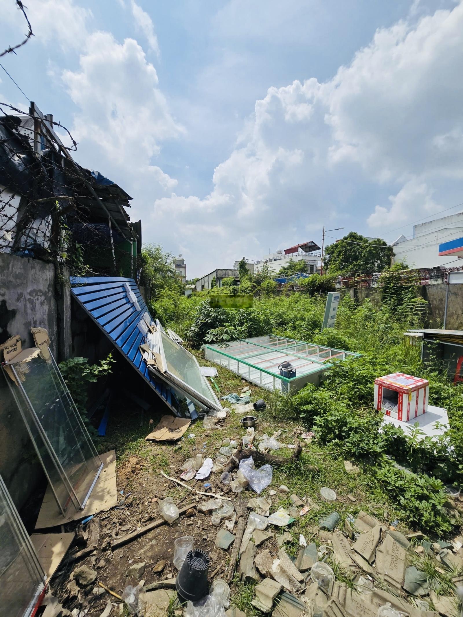 Bán đất mặt tiền tại Nguyễn Duy Trinh, Quận 9 cũ - 1865 m2, giá siêu hời đầu tư - chào chỉ 87 tỷ TL