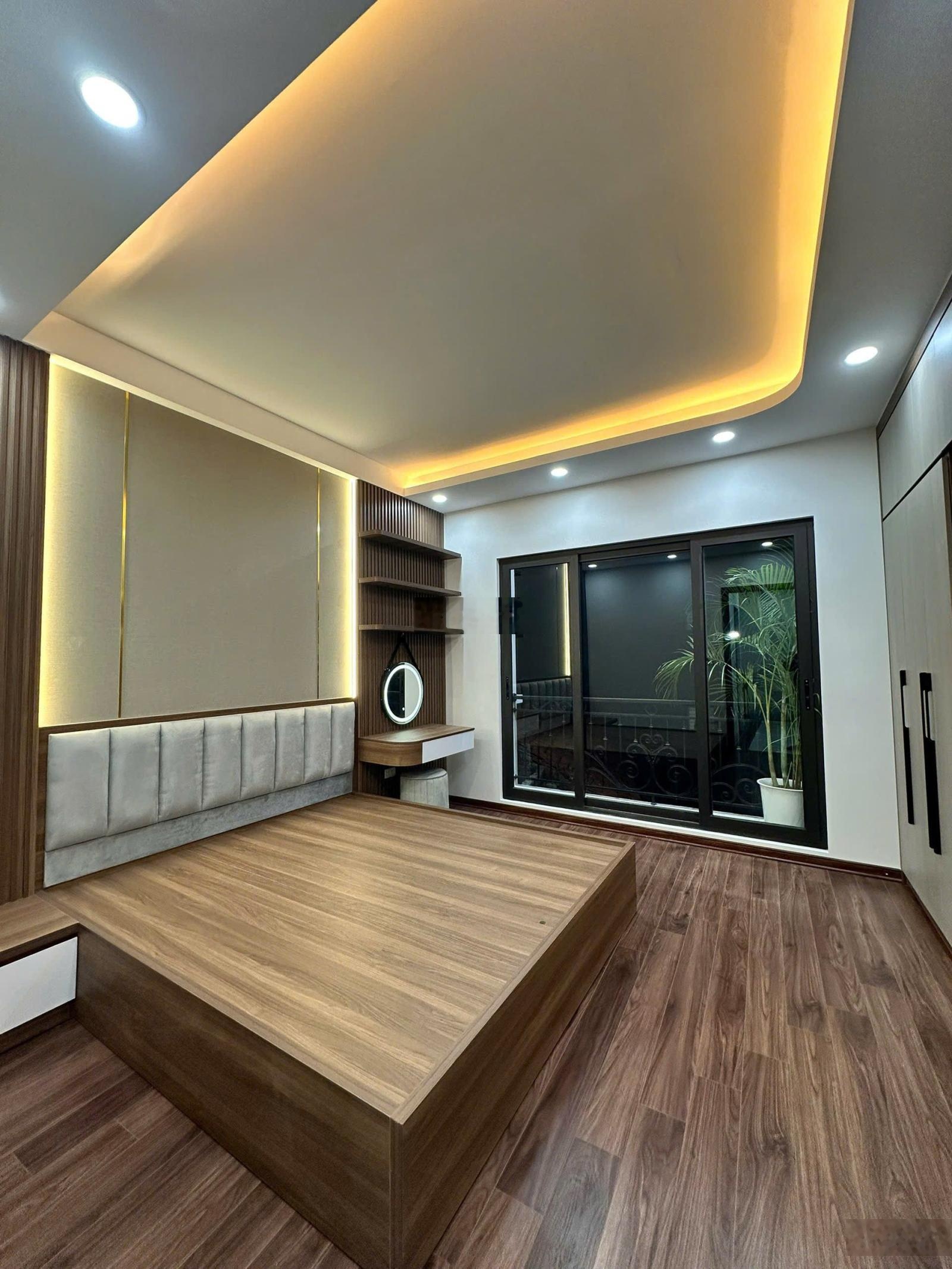 Ngũ Hiệp Thanh Trì | Nhà mới kính koong phân khu hiếm DT 45m, 4 tầng, sổ đỏ vuông, không quy h