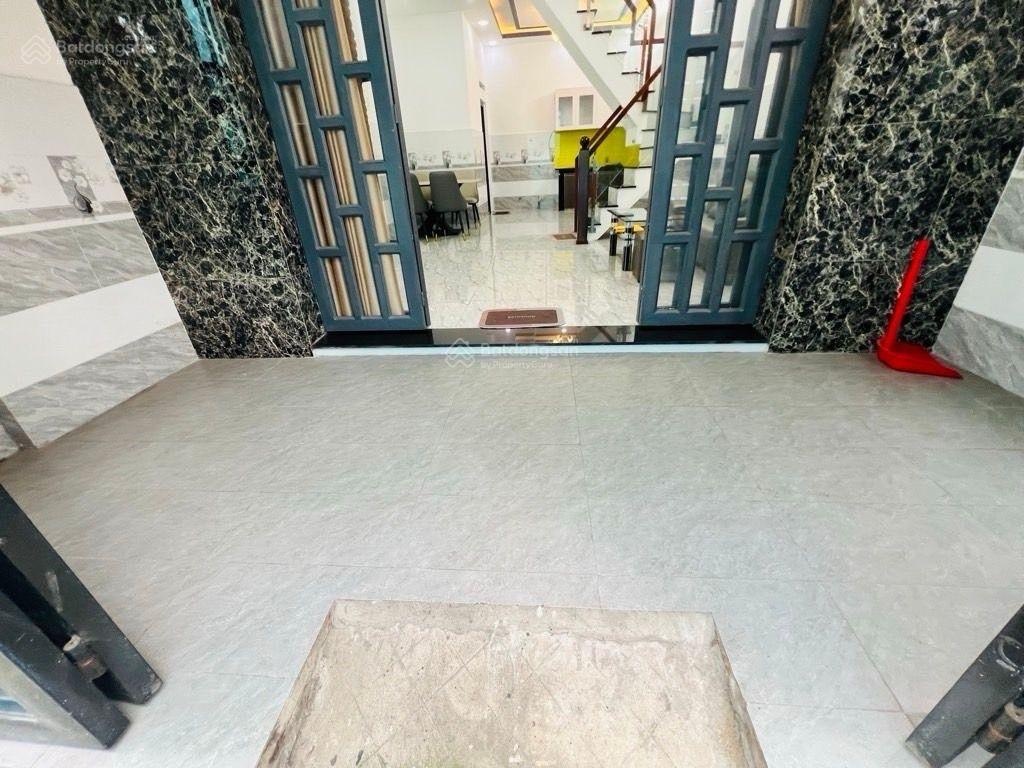 Bán nhà riêng, 4PN, 3WC, 4,98 tỷ, 24m2 tại Ba Đình, P.4, Q.8, HCM giá tốt