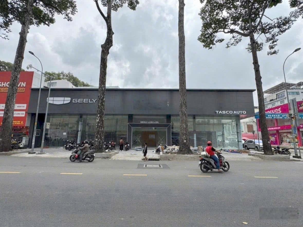 Bán nhà mặt tiền Lê Văn Sỹ - DT 16 x 32m - HĐT 210 triệu/tháng - Giá bán 80 Tỷ TL - Tin thật 100%