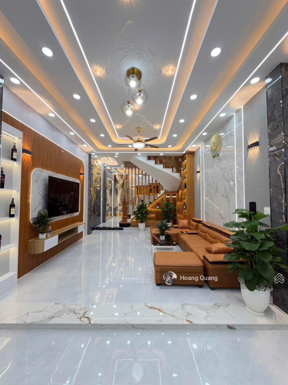 Nhà phố đẳng cấp Nguyễn Ảnh Thủ đường nhựa 10m, gần ngã 3 Đông Quan - Trần Quang Cơ