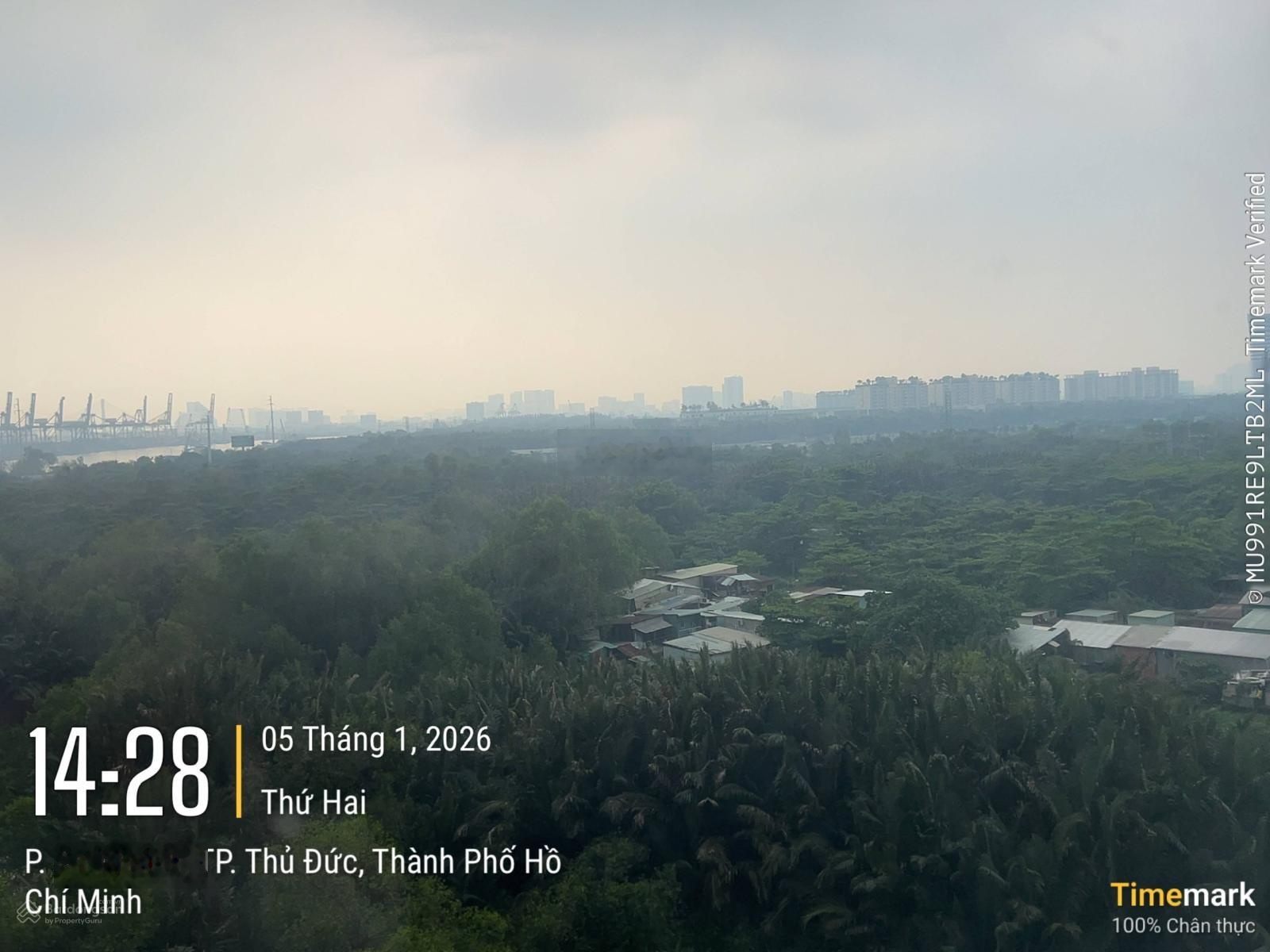 Nhà thật: Cho thuê căn hộ Thủ Thiêm 2PN 2WC, nội thất cơ bản, vào ở ngay tại Paris Hoàng Kim