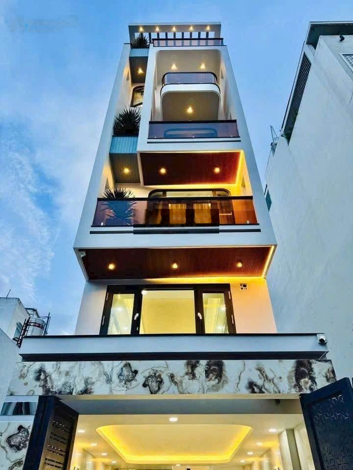 Siêu phẩm 3 lầu trung tâm Quận 1 Đ. Đinh Công Tráng. 70,9m2 thuê 29tr. Gần CV Lê Văn Tám