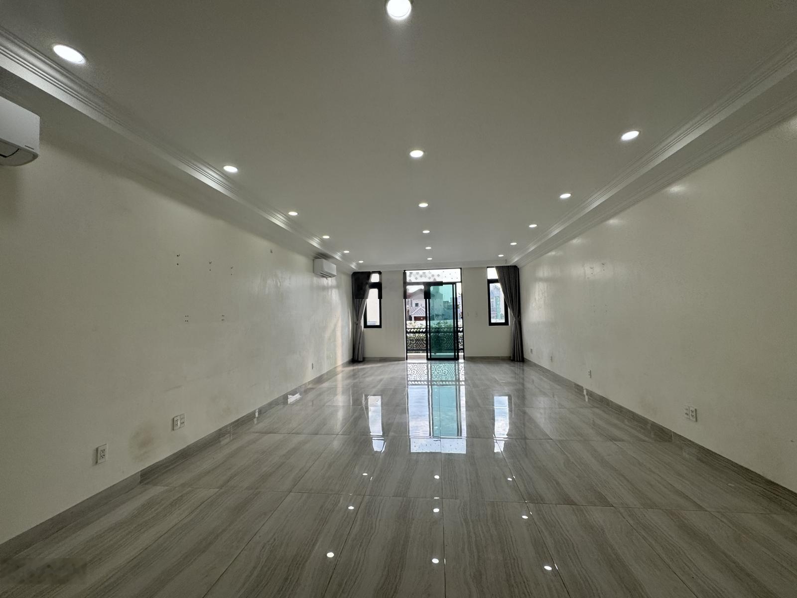 Cho thuê văn phòng Trần Não - 150m2 - 25tr/ tháng 0971079192