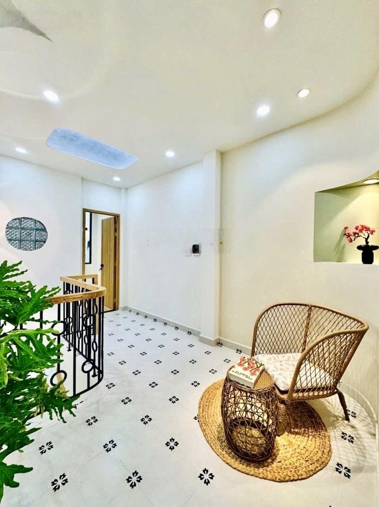 Bán nhà 70m2 hẻm xe hơi Thích Quảng Đức gần công viên Gia Định, BV 175