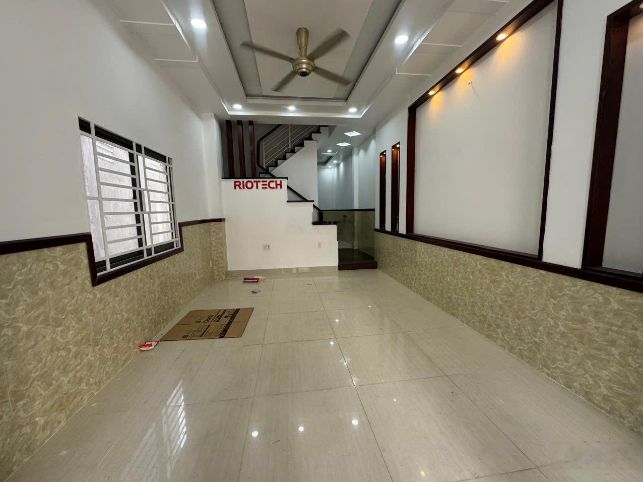 Cho thuê nhà nguyên căn giá rẻ Huỳnh Thị Hai