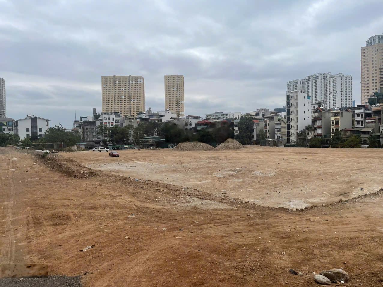 Cho thuê khu đất 6000 - 8000m2 tại Mộ Lao - Hà Đông làm sân pickleball