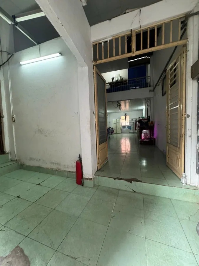 Bán nhà cấp 4 đường Bùi Thế Mỹ, P. 10, Tân Bình - 92m2, giá chào 6.7 tỷ