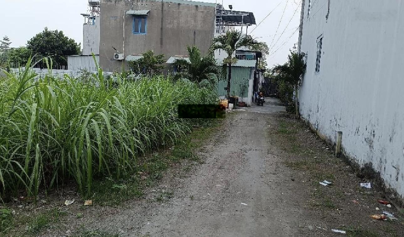 Bán đất Tân Xuân Hóc Môn 204m2 hẻm xe hơi thông gần song hành tân xuân giá 4,99 tỷ TL