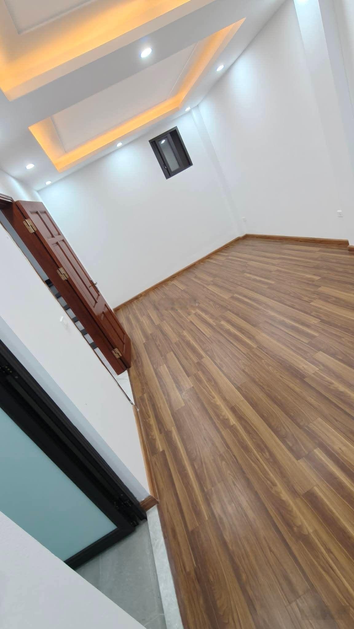 Bán nhà thang máy kề ngay KĐT Văn Khê, kinh doanh ngõ thông phố Ngô Quyên Hà Đông - 5 tầng, 13,5tỷ