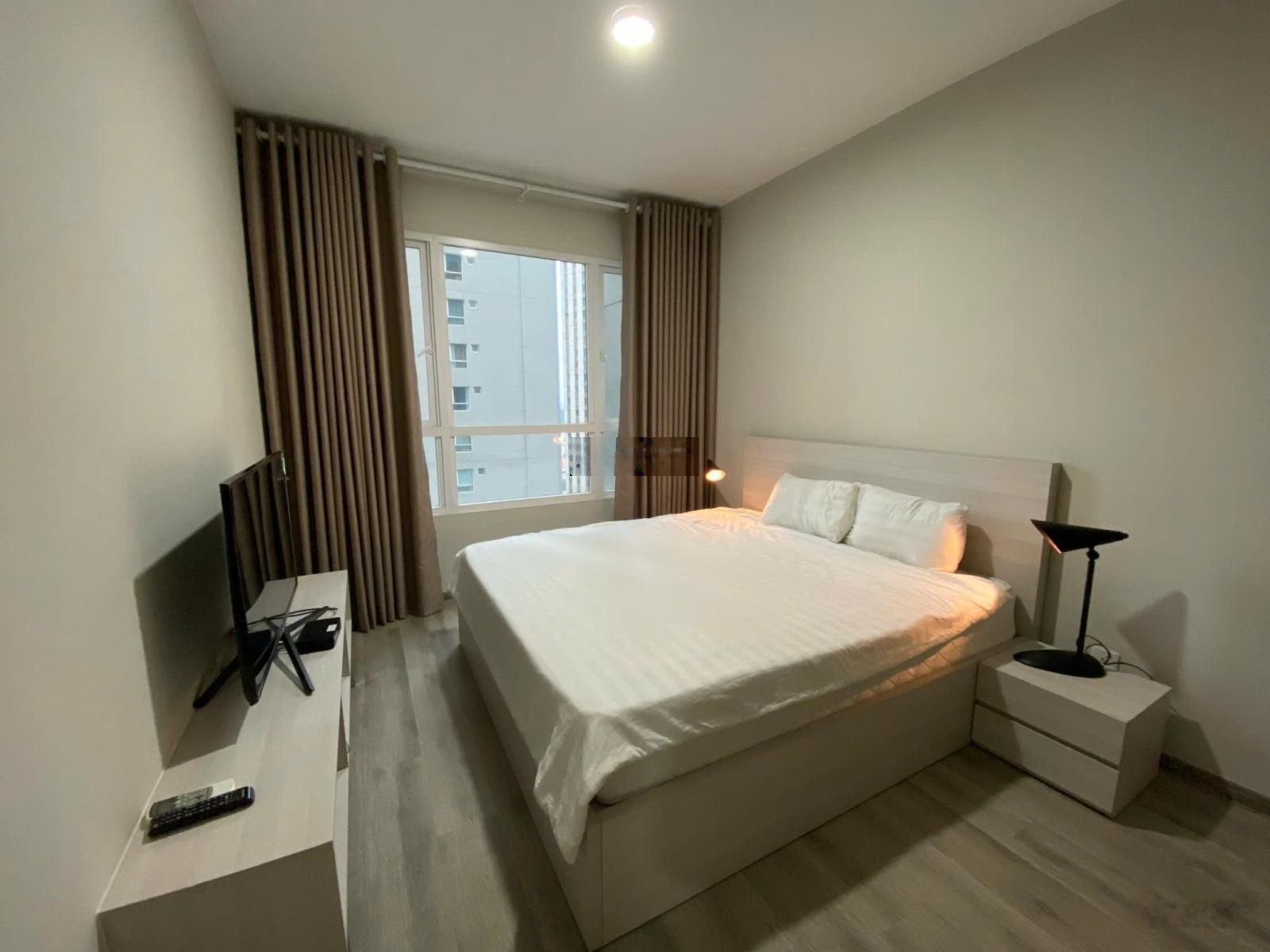 (Góc độc quyền) tìm mua căn hộ 2PN (82.4m2), slot xe, hướng ĐN - Với 7 tỷ (có thương lượng)