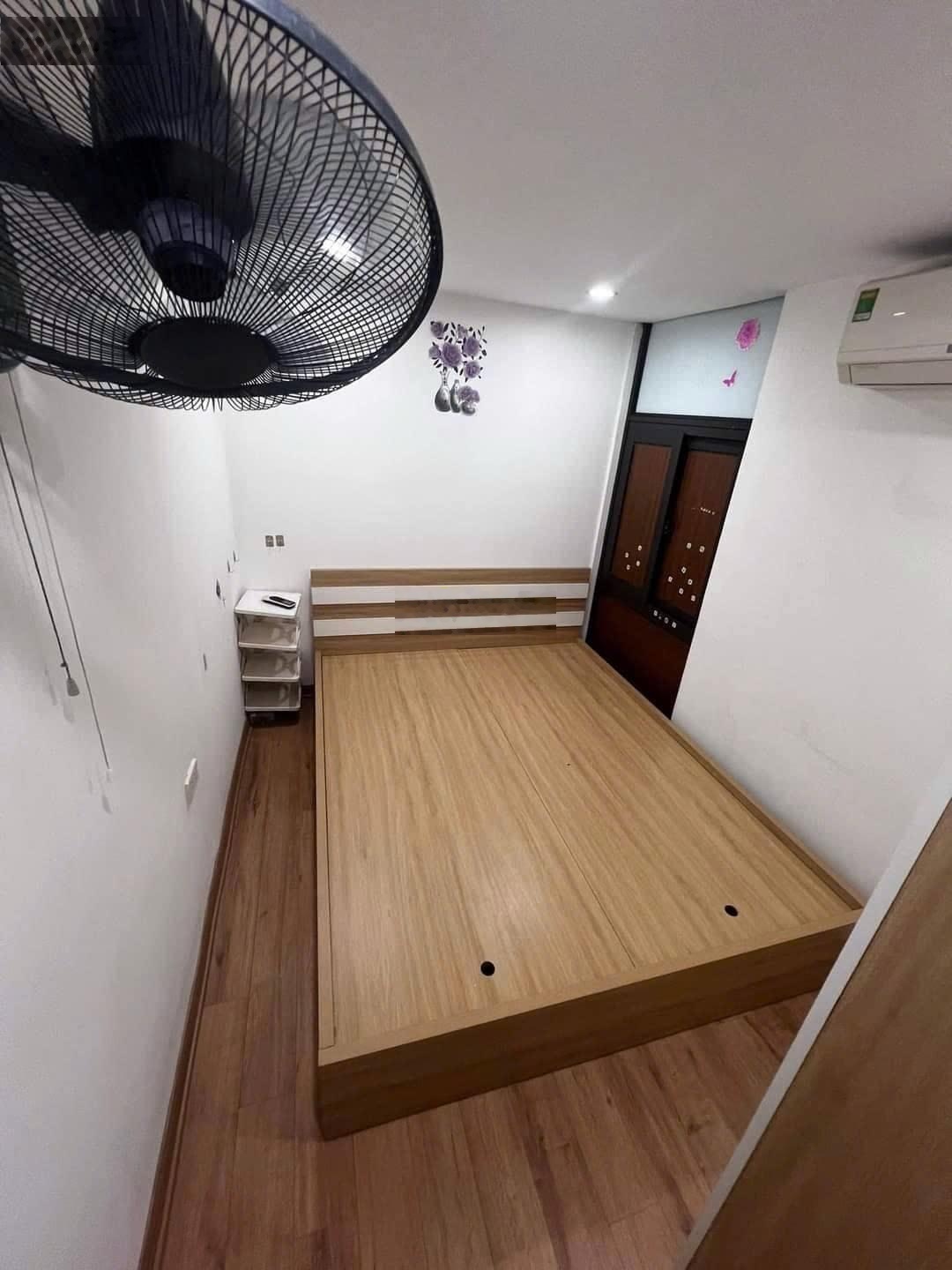 Cho Thuê Nhà Xã Đàn, Kim Liên , Đống Đa, 15m2 x4 tầng, có 3PN nhỏ, có đồ ở ngay, 7tr phù hợp gd nhỏ