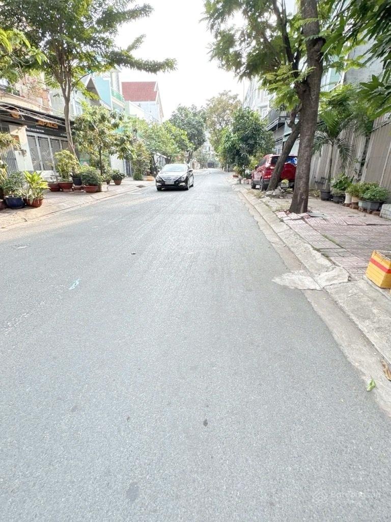 Chính chủ bán gấp lô đất khu nội bộ đẹp Gò Vấp 60m2 - đường 12m thông - khu đồng bộ vip - 7.9tỷ TL