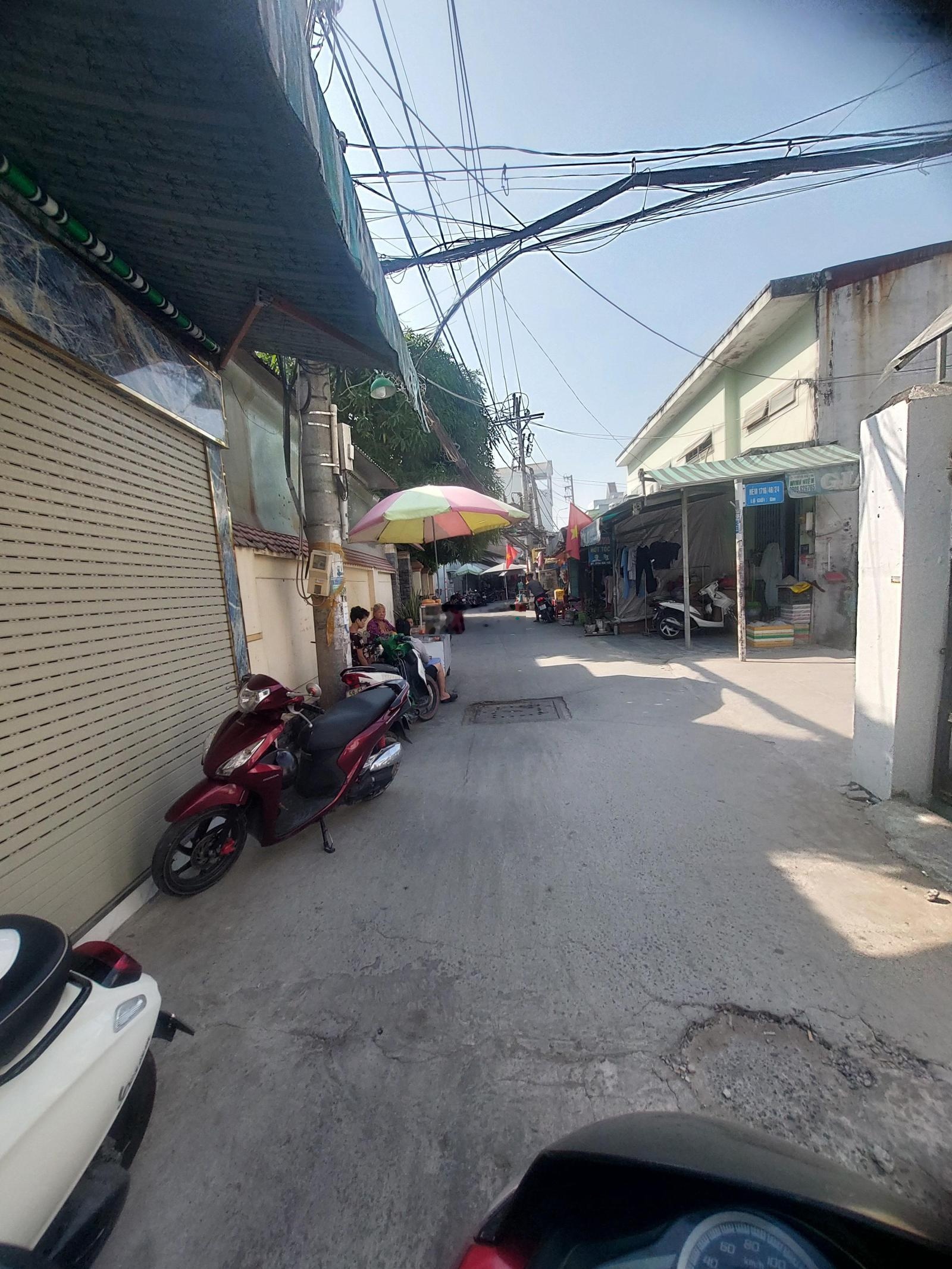 Bán nhà căn góc 2 mặt tiền 5m x 22m, Huỳnh Tấn Phát, Nhà Bè