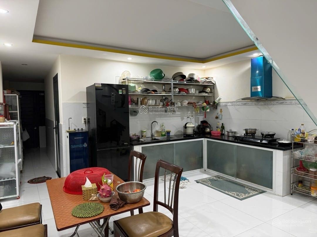 Bán nhà 3 tầng mặt tiền ngô thể vinh hòa cường đà nẵng