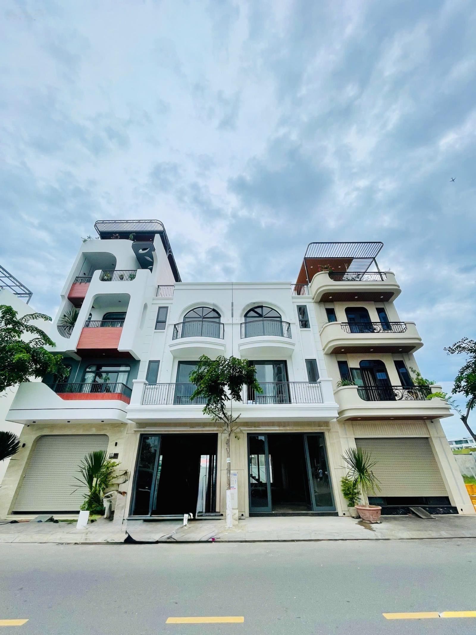 Bán nhà xây sẵn VCN Phước Long 2 - Sản phẩm hiếm trong Khu đô thị