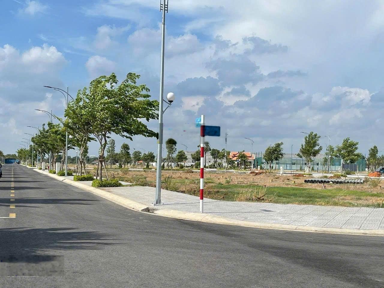 Hạ tầng rầm rộ giá đất bùng nổ - cơ hội đầu tư đất nền cạnh sân bay long thành - giá f0 - sổ sẵn