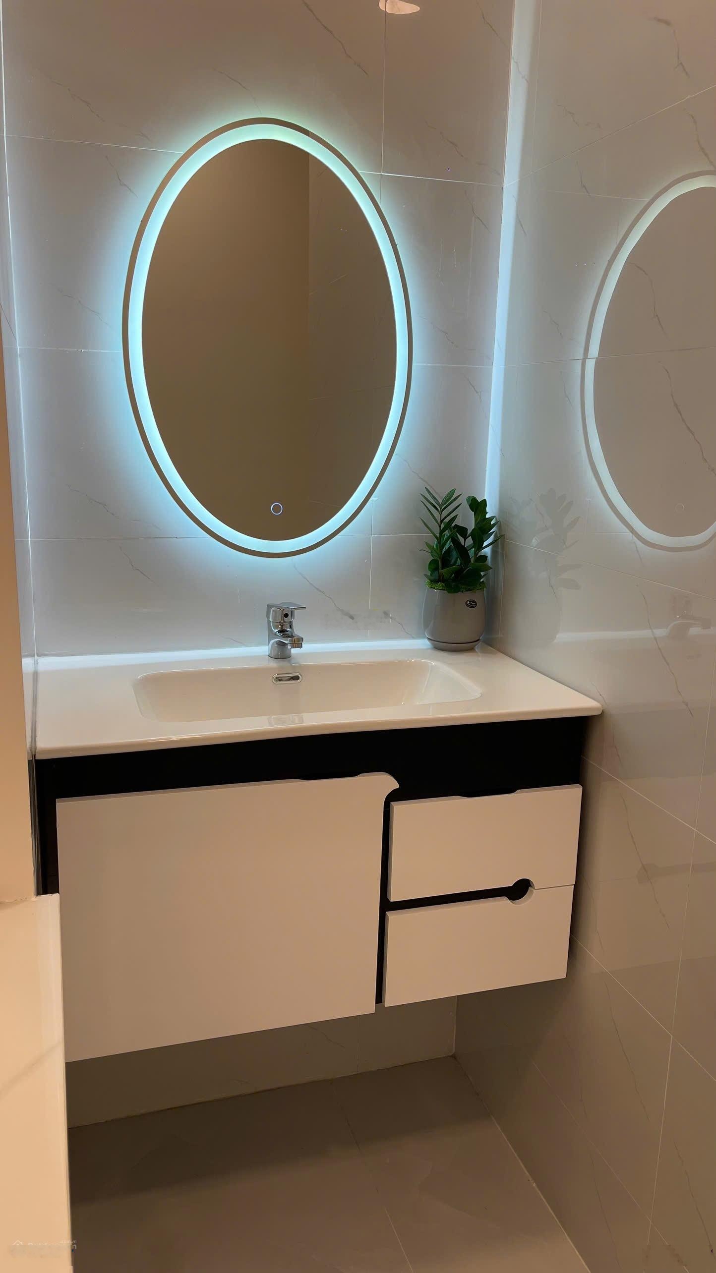 Bán nhà 1 lầu 1 trệt Diên Sơn dt đất 105m2 vó 3pn, 2 wc, full nội thất có sân đậu oto giá chỉ 2850