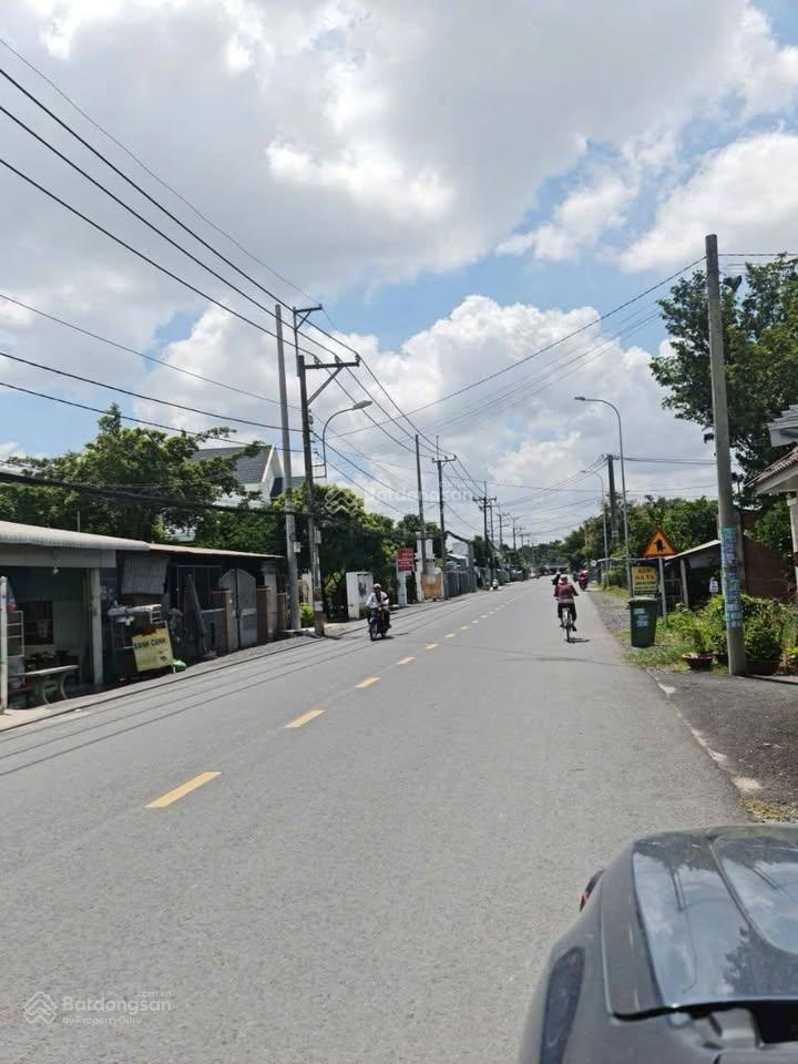 Bán gấp lô đất mặt tiền đường Nguyễn Hữu Trí Ngay chợ Đệm, 6x20m