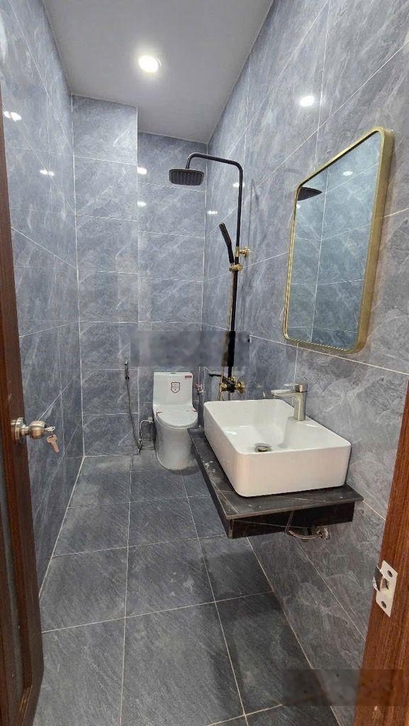 Bán nhà riêng tại Lò Lu, 7 tỷ, 68m2, 4PN, 3WC, pháp lý đầy đủ