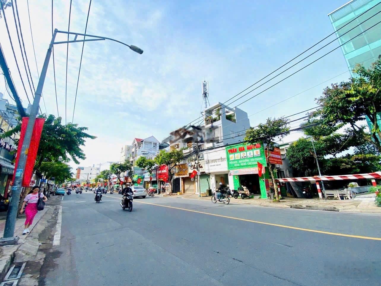 Bán nhà mặt phố Đường Nơ Trang Long, Phường 13, Bình Thạnh, Hồ Chí Minh, 20 tỷ, view đẹp giá tốt